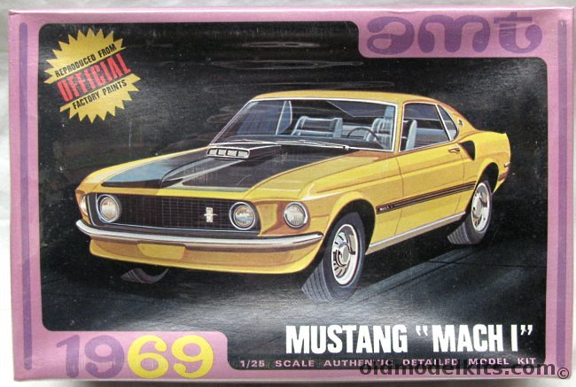 AMT 1/25 1969 Ford Mach I Mustang Coupe - Super Stock or Custom, Y905-200 plastic model kit